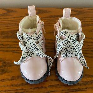 H&M Girl’s Pink Boots Size US 1-2 (EUR 16-17)